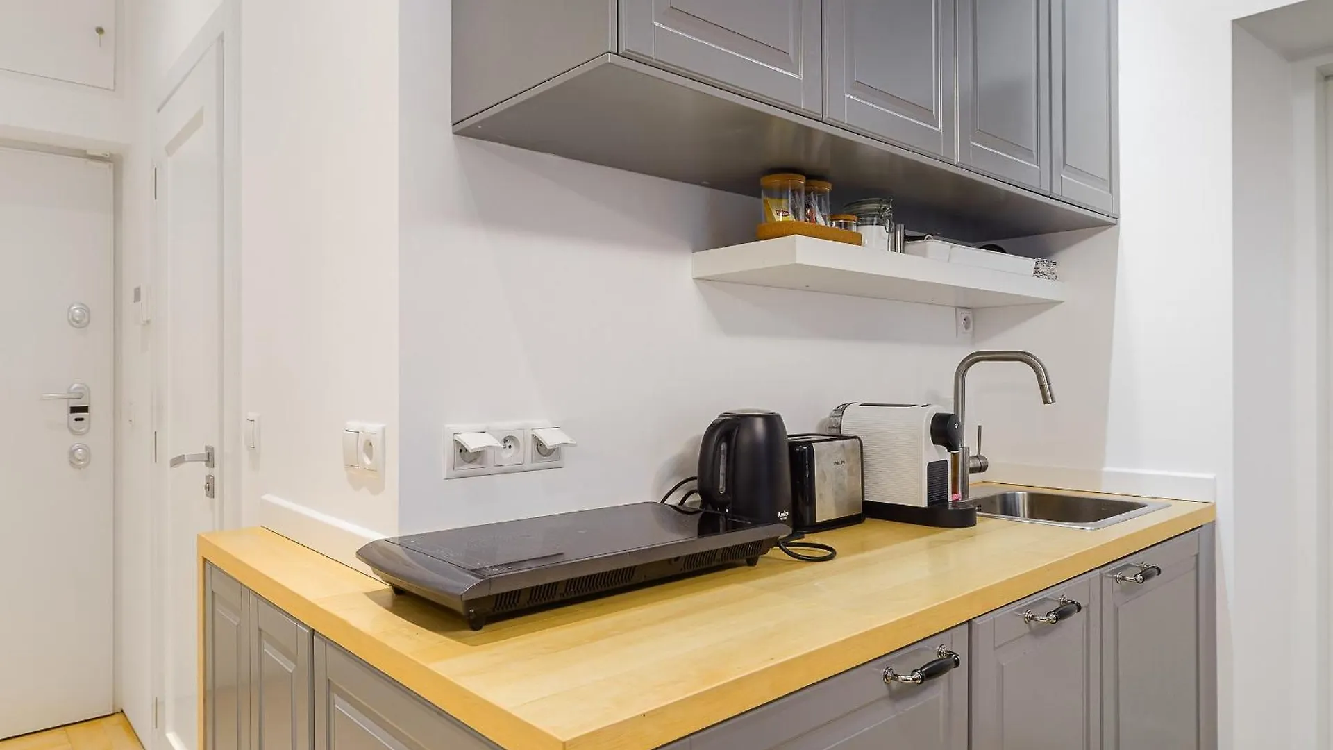 Warecka I Serviced Apartments Varšava 0*,