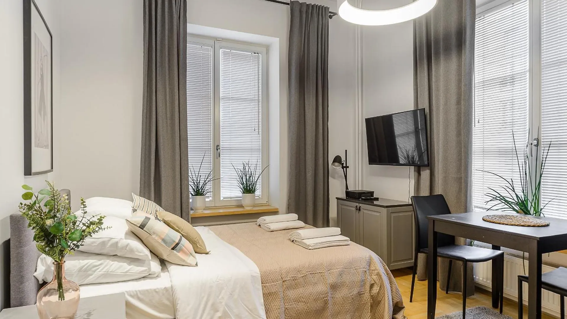 kontakty Warecka I Serviced Apartments
